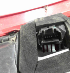 Feu arriere principal droit (feux) PEUGEOT 107 Photo n°1