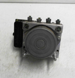 Bloc ABS (freins anti-blocage) DACIA DUSTER 2 Photo n°1