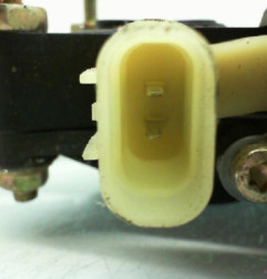 Leve vitre electrique arriere gauche KIA RIO 2 Photo n°6