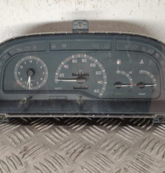 Compteur RENAULT TRAFIC Photo n°1