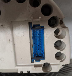 Compteur RENAULT TRAFIC Photo n°4