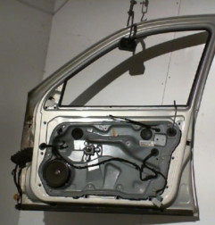 Porte avant droit VOLKSWAGEN GOLF 4 Photo n°6