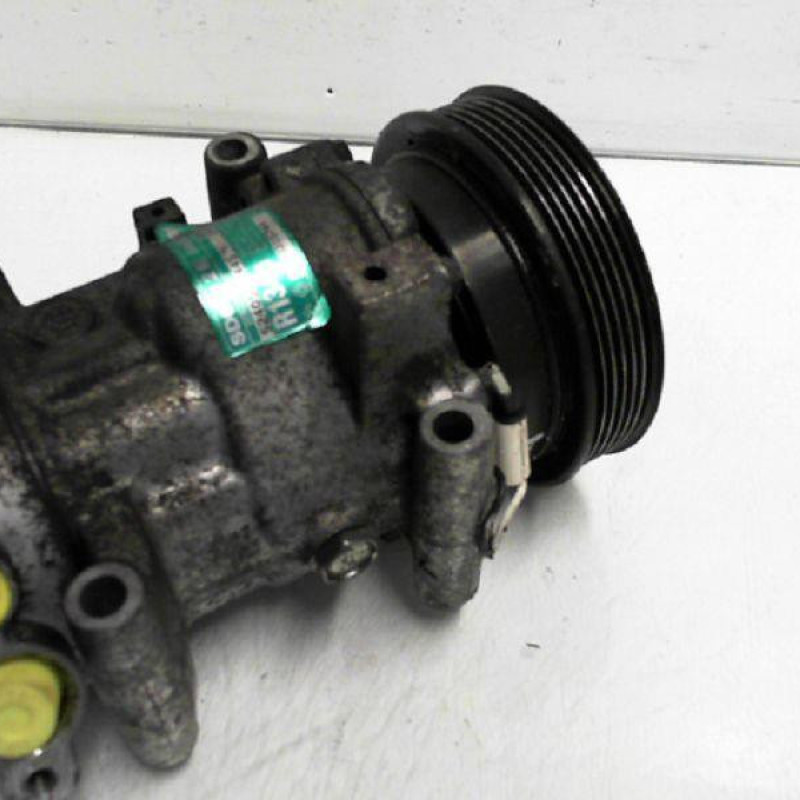 Compresseur clim RENAULT CLIO 2