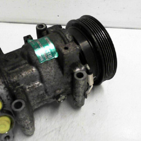 Compresseur clim RENAULT CLIO 2 Photo n°1