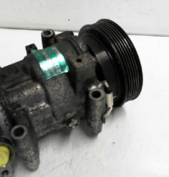 Compresseur clim RENAULT CLIO 2 Photo n°5