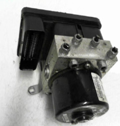 Bloc ABS (freins anti-blocage) BMW SERIE 1 E87 Photo n°4