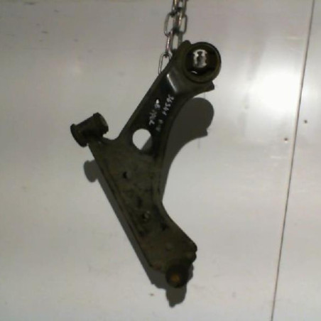 Triangle avant gauche PEUGEOT BIPPER