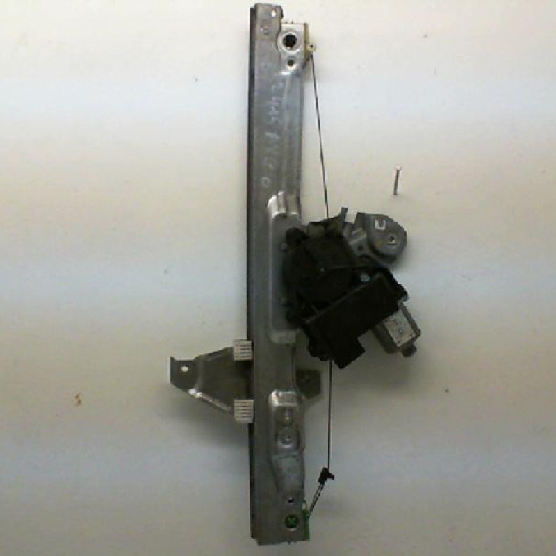 Leve vitre electrique avant gauche PEUGEOT 308 1