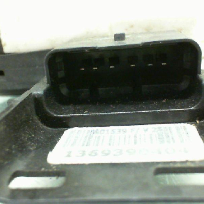 Serrure arriere droit PEUGEOT 3008 1