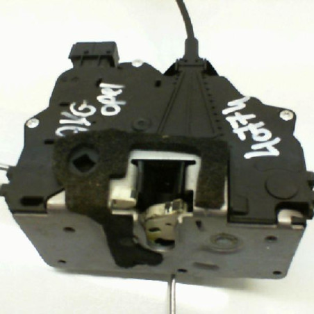 Serrure avant gauche OPEL MERIVA B