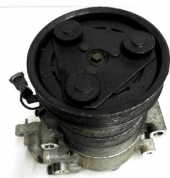 Compresseur clim HYUNDAI MATRIX Photo n°6