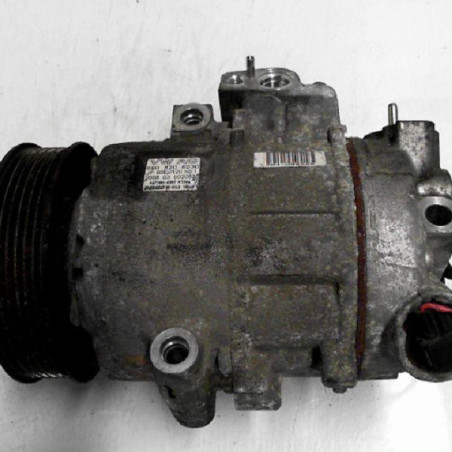 Compresseur clim VOLKSWAGEN POLO 4