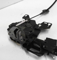 Serrure avant droit FORD FIESTA 6 Photo n°1