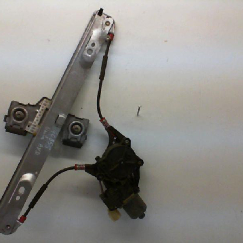 Leve vitre electrique avant droit FORD FIESTA 6