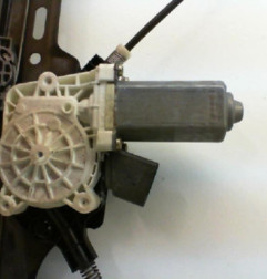 Leve vitre electrique avant droit BMW SERIE 5 E61 Photo n°5