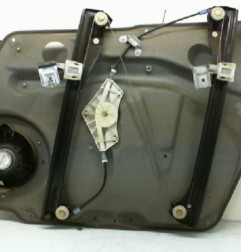 Leve vitre electrique avant gauche MERCEDES CLASSE B 245 Photo n°3