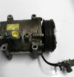 Compresseur clim FORD FIESTA 6
