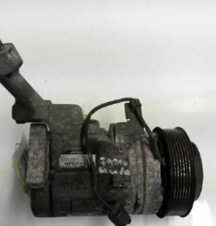 Compresseur clim HONDA FR-V Photo n°1