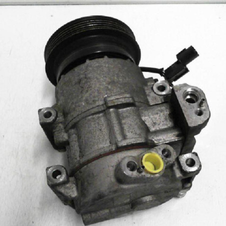Compresseur clim HYUNDAI I 20 1 Photo n°1