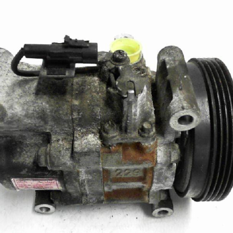 Compresseur clim SUZUKI SWIFT 3