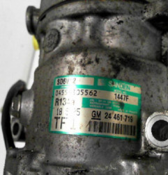 Compresseur clim OPEL CORSA C Photo n°1