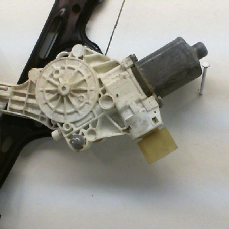 Leve vitre electrique avant droit BMW SERIE 1 E87