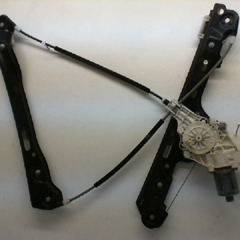 Leve vitre electrique avant gauche BMW SERIE 1 E87