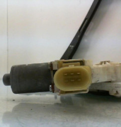 Leve vitre electrique avant gauche BMW SERIE 1 E87 Photo n°6