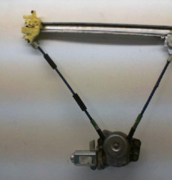 Leve vitre electrique arriere gauche CITROEN XSARA PICASSO Photo n°1