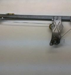 Leve vitre mecanique avant gauche RENAULT TRAFIC 2