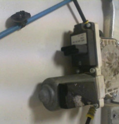 Leve vitre electrique avant droit CITROEN C2