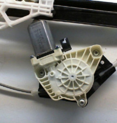 Leve vitre electrique arriere gauche AUDI Q5 2 Photo n°3