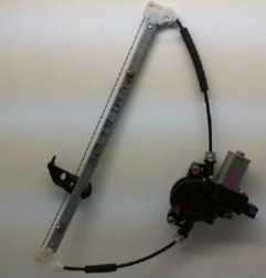 Leve vitre electrique arriere gauche MAZDA 2 3 Photo n°4