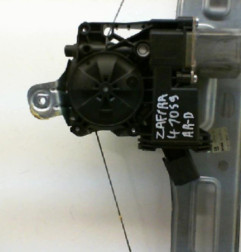 Leve vitre electrique arriere droit OPEL ZAFIRA TOURER C Photo n°5
