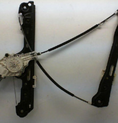 Leve vitre electrique avant droit BMW SERIE 1 E87 Photo n°1