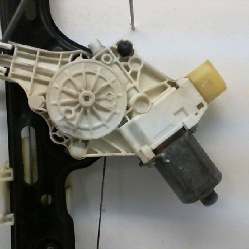 Leve vitre electrique avant gauche BMW SERIE 1 E87