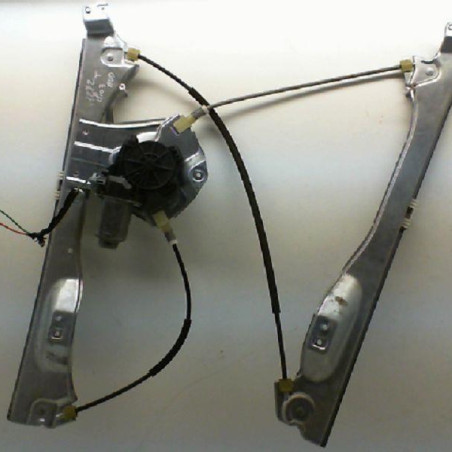 Leve vitre electrique avant droit RENAULT CLIO 3 Photo n°1