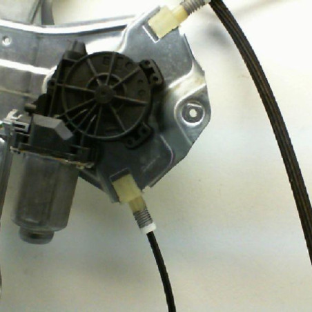Leve vitre electrique avant droit RENAULT CLIO 3