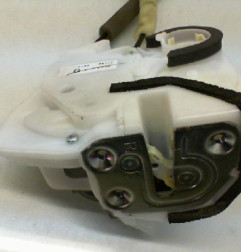 Serrure avant droit MAZDA 2 3