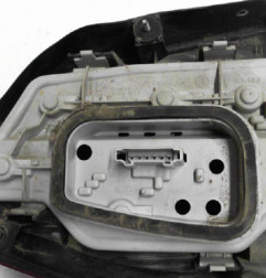 Feu arriere principal droit (feux) VOLKSWAGEN POLO 4 Photo n°3