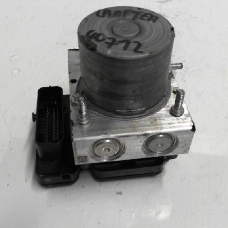 Bloc ABS (freins anti-blocage) VOLKSWAGEN CRAFTER 2