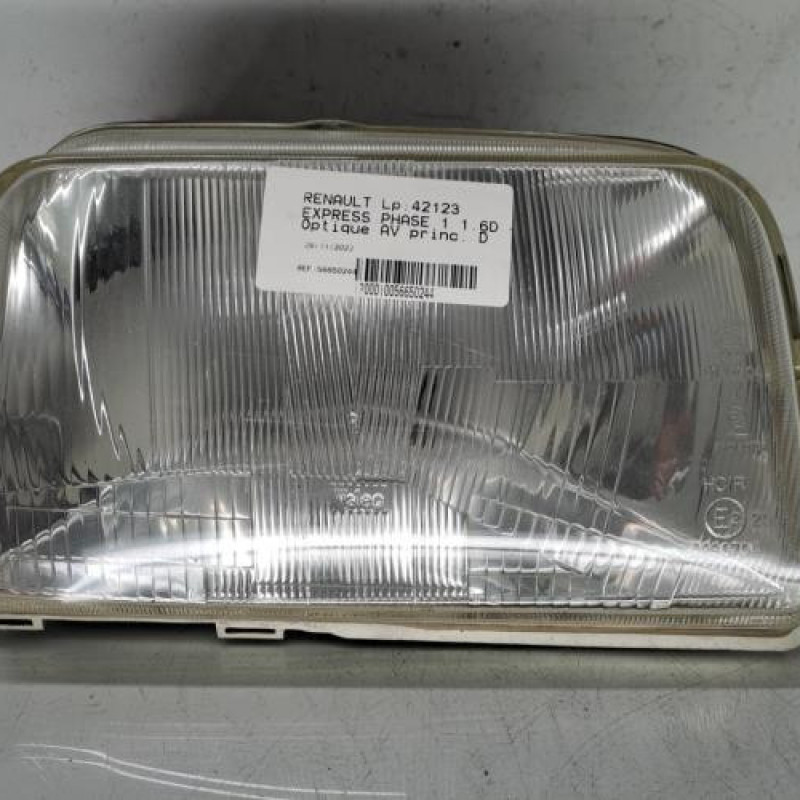 Optique avant principal droit (feux)(phare) RENAULT EXPRESS