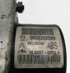 Bloc ABS (freins anti-blocage) CITROEN C3 2 Photo n°1