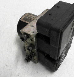 Bloc ABS (freins anti-blocage) CITROEN C3 2 Photo n°4