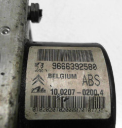 Bloc ABS (freins anti-blocage) CITROEN C3 2 Photo n°5