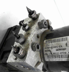 Bloc ABS (freins anti-blocage) FORD FIESTA 6 Photo n°3