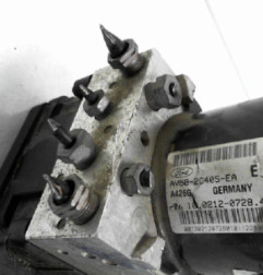 Bloc ABS (freins anti-blocage) FORD FIESTA 6 Photo n°6