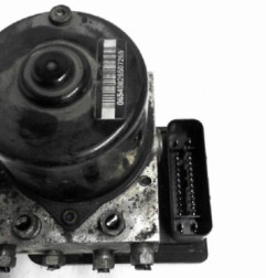 Bloc ABS (freins anti-blocage) OPEL ZAFIRA B Photo n°5