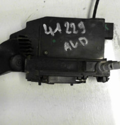 Serrure avant droit PEUGEOT 308 2 Photo n°5