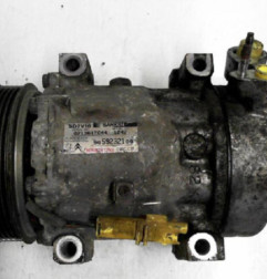 Compresseur clim CITROEN XSARA PICASSO Photo n°4